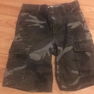 👬 Old Navy Boys Cargo Shorts Size 8 👬